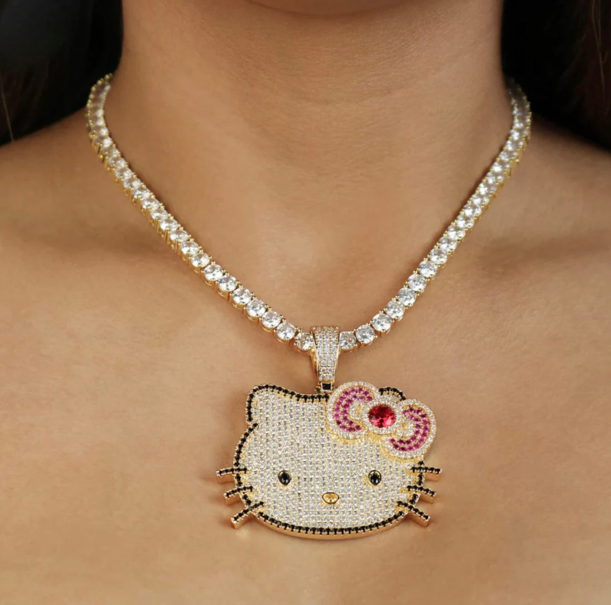 Hello Kitty Necklace - Holding Heart | Items By Mel, Inc.