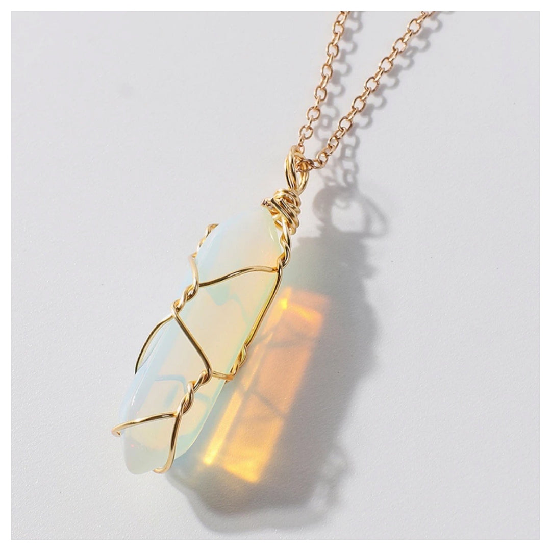 Healing Crystal Necklace - Humble Legends