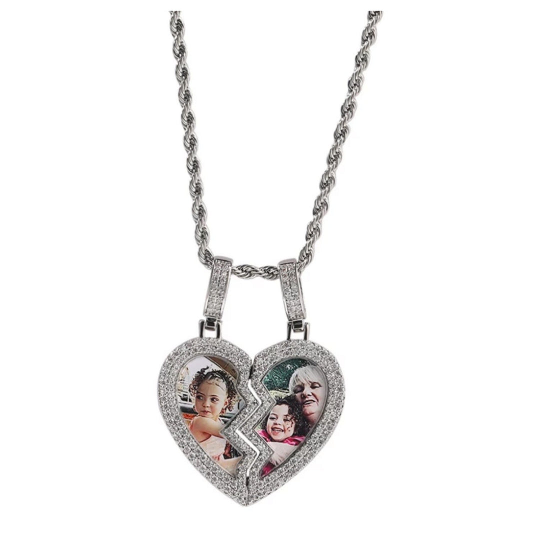 Magnetic Heart Necklace - Humble Legends